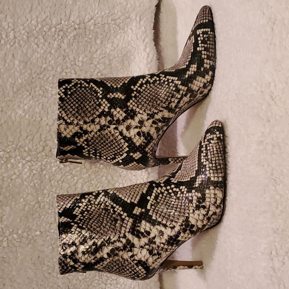 Katherine Kelly Rosie Python Print Ankle Bootie  Sz 7.5 - BOGO HALF